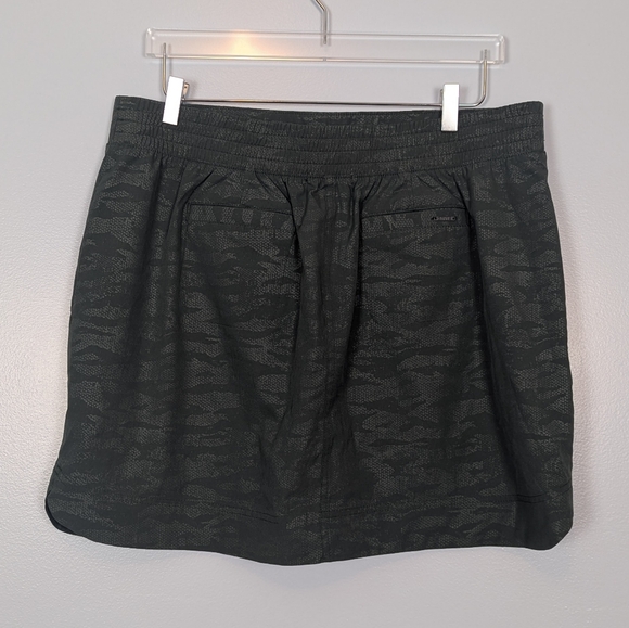 Orvis Green Camouflage Women's Skort XL - Picture 5 of 9